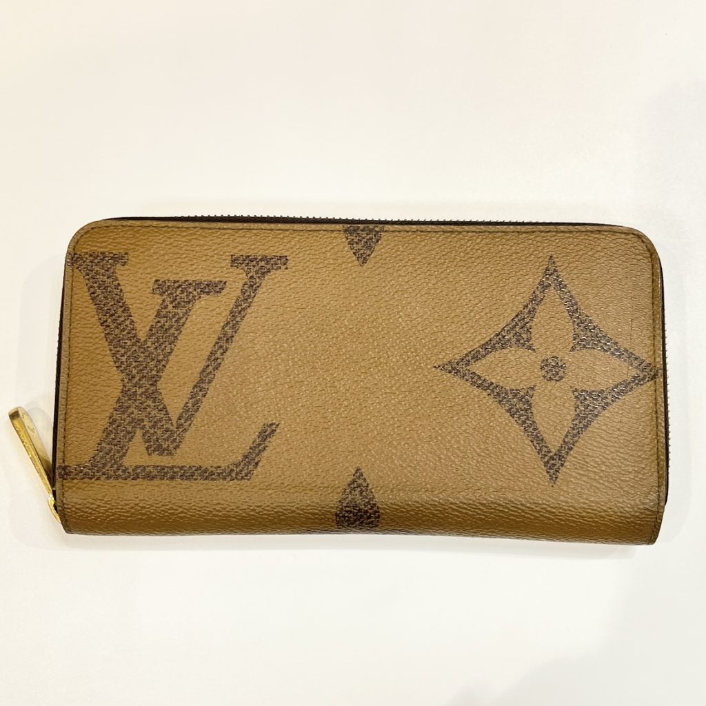 ルイヴィトン LOUIS VUITTON モノグラム ジャイアント ジッピーウォレット