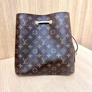 ルイヴィトン ネオノエ モノグラム ショルダーバッグ