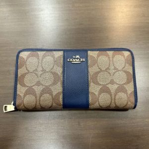 コーチ 長財布