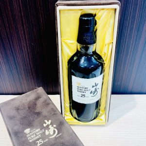 山崎25年 ピュアモルト ウィスキー