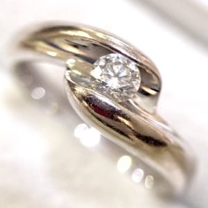 K18WG(18金ホワイトゴールド) ダイヤモンド リング