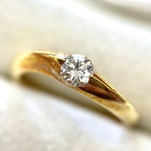 K18 ダイヤモンドリング 0.301ct
