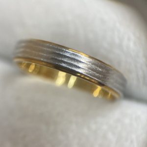 K18/Pt900ハーフ リング 18金 750 プラチナ900
