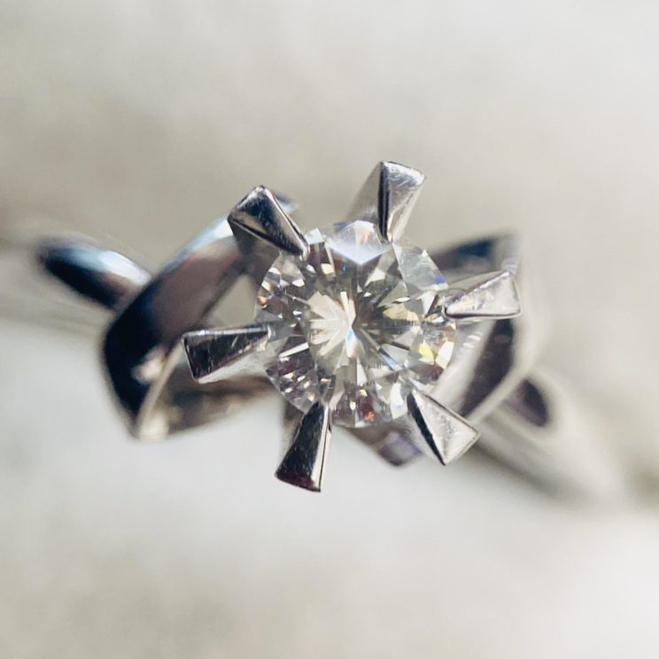 Pt900 プラチナ リング 指輪 ダイヤモンド