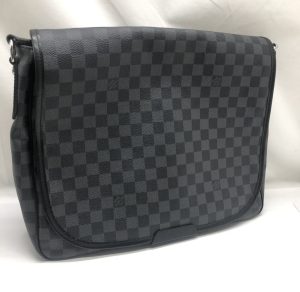 Louis Vuitton ルイヴィトン ダミエグラフィット ダニエルGM