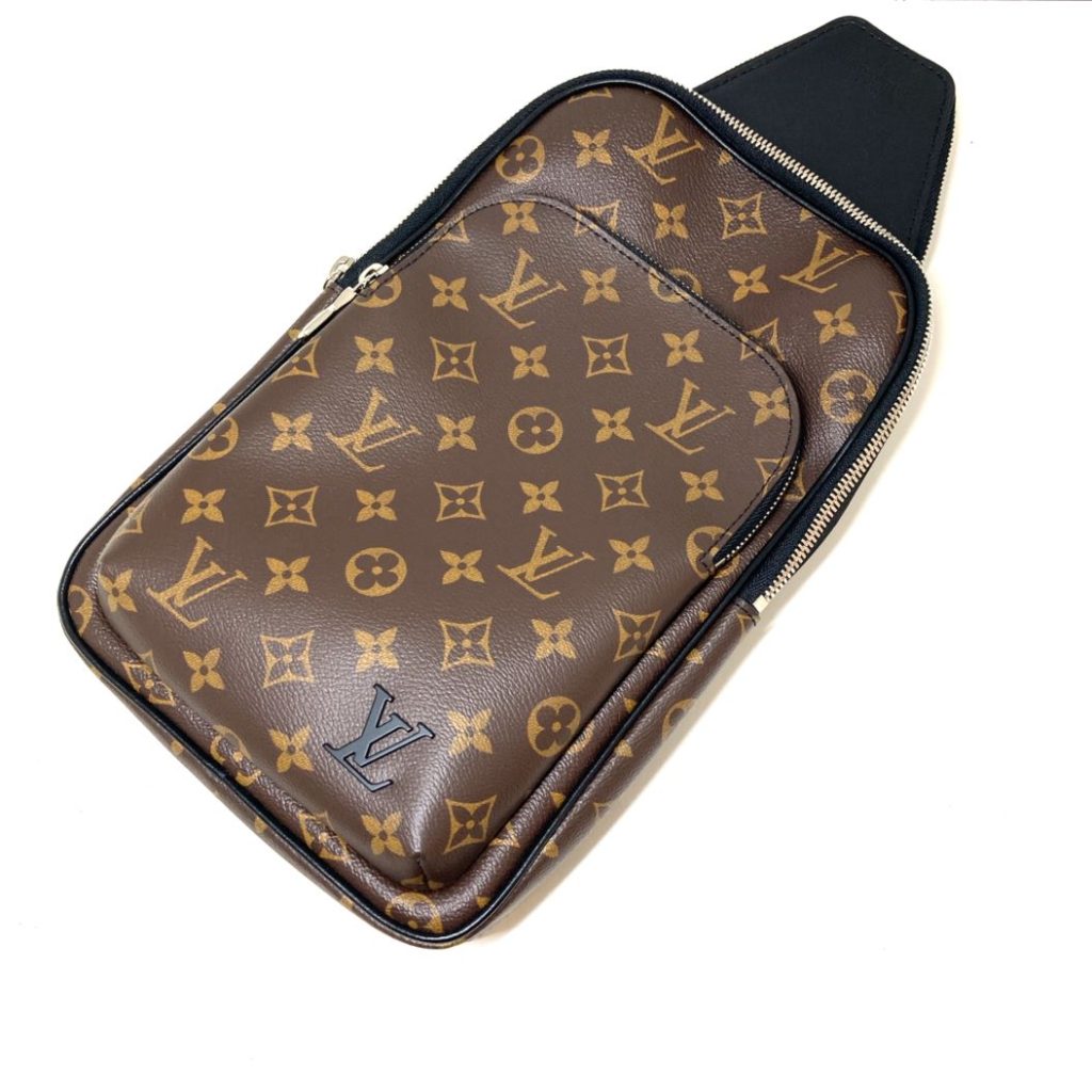 ルイヴィトン Louis Vuitton モノグラム アヴェニュー