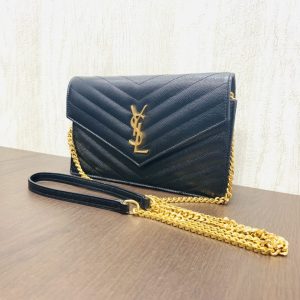 サンローランパリ イヴサンローラン ショルダーバッグ モノグラム