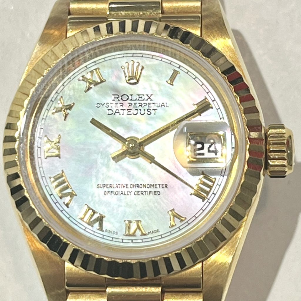 ROLEX デイトジャスト レディース 金無垢 シェル文字盤 Ref.69178の