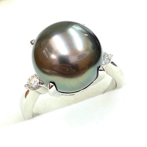 Pt900 プラチナ900 黒蝶真珠 パール リング