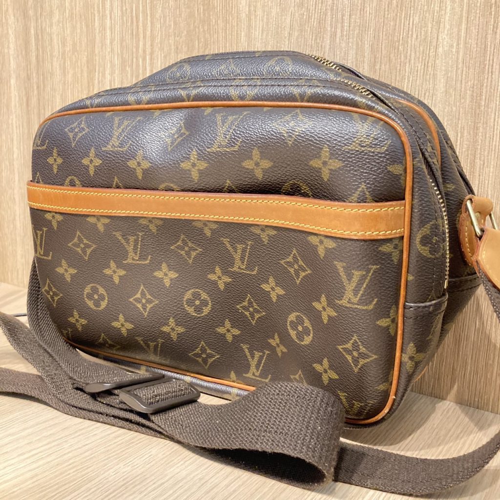 Louis Vuitton ルイヴィトン モノグラム リポーターPM M45254の買取  