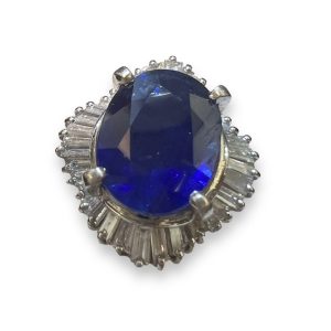 Pt900　サファイア　メレダイヤ付きリング　