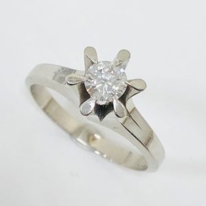 Pt900 ダイヤモンド0.302ct付きリング
