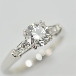 Pt900 ダイヤ付 リング