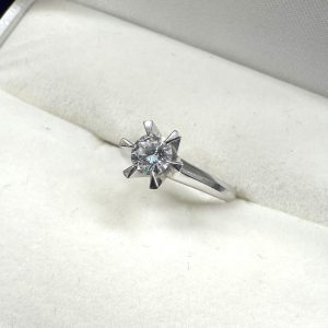 Pt900 ダイヤリング 0.4ct