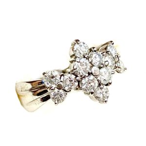 K18WG メレダイヤ付きリング