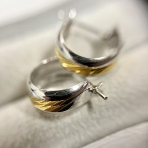 K18　18金　イヤリング