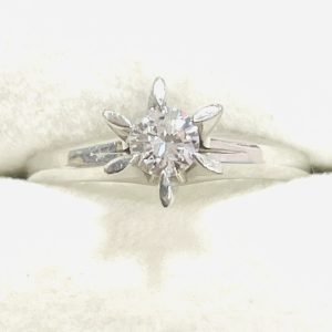 Pt900リング メレダイヤ 0.261ct
