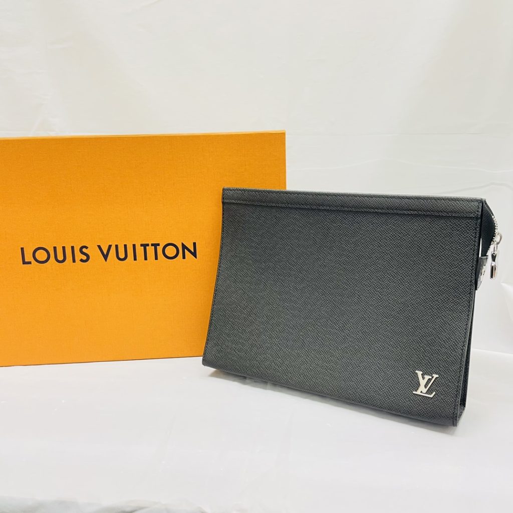 Louis Vuitton ルイヴィトン　ポシェット・ヴォワヤージュ