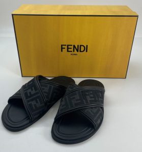 フェンディ スライドサンダル