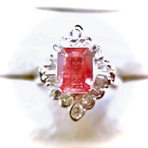 Pt900 レッドベリル メレダイヤリング