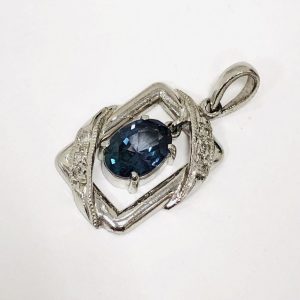 K14WGアレキサンドライト0.87ct＆メレダイヤ0.06ct付トップ