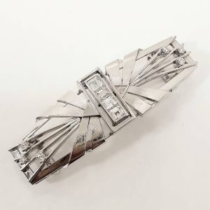 K14WG メレダイヤ0.63ct付きブローチ