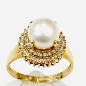 K18 パール&メレダイヤ付きリング