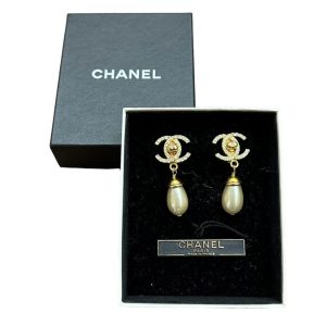 CHANEL ターンロック パール イヤリング