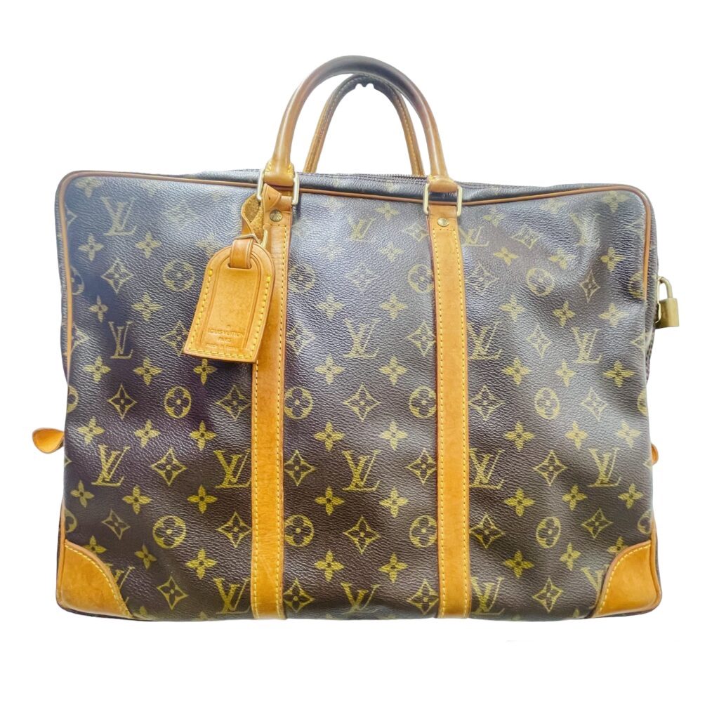 LOUIS VUITTON LV ルイヴィトン モノグラム ポルトドキュマンヴォワヤージュ M53361