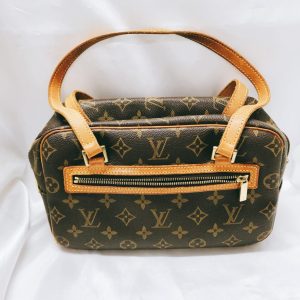 ルイヴィトンのシテMM モノグラム ショルダーバッグ