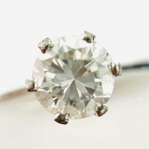 Pt1000 ダイヤ0.56ct付きリング