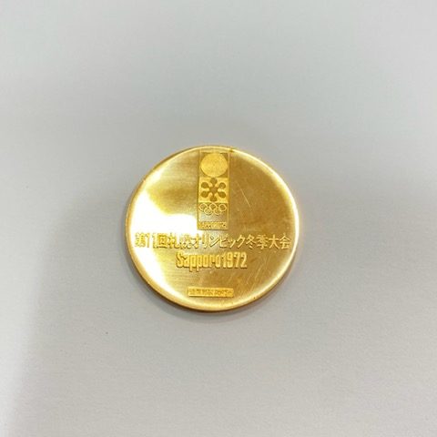 金のメダル