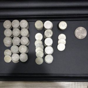 100円銀貨 1000円銀貨