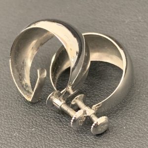 Pt900イヤリング