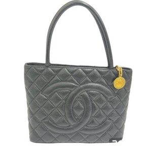 CHANEL(シャネル) キャビアスキン トートバッグ