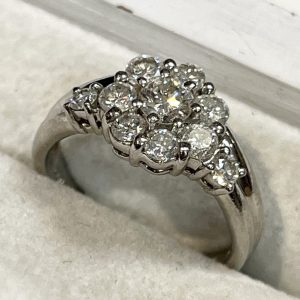 Pt900 ダイヤモンド付きリング