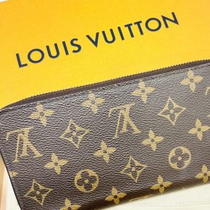 LOUIS VUITTON ルイ・ヴィトン モノグラム ジッピーウォレット