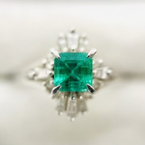 Pt900 エメラルド0.51ct付き リング