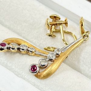 K18　18金　ルビー　ダイヤモンド　メレダイヤ　ピアス　イヤリング