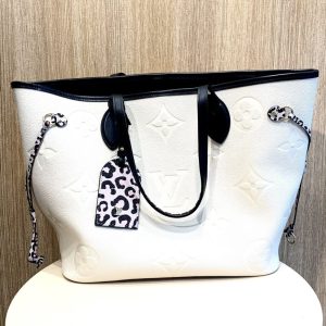 ルイヴィトン ネヴァーフル MM ワイルドアットハート モノグラム アンプラント