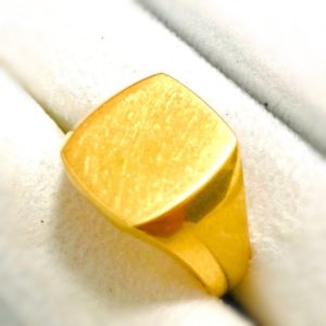 K18 18金 印台リング