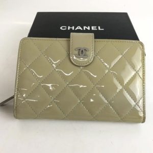 CHANEL シャネル ヴェルニ 財布