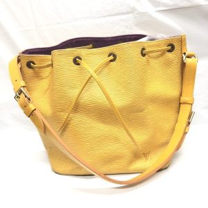 Louis Vuitton ルイヴィトン エピ プチノエ M44109