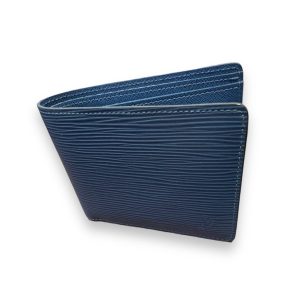 ルイヴィトン エピ ポルトフォイユ ミュルティプル