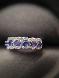 Pt900サファイア付きリング