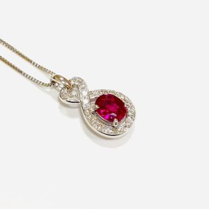 Pt900 ルビー0.58ct＆メレダイヤ0.11ct ネックレス