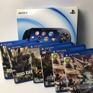 PSヴィータゲーム機本体とその他ゲームソフト