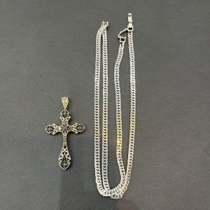 Pt900(プラチナ)とK18WGのネックレス|戸田