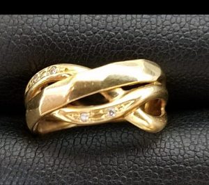 メレ付き　K18リング