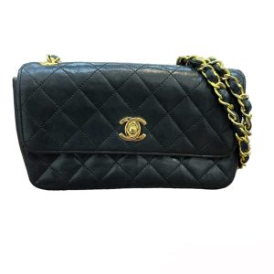 CHANEL マトラッセ ラムスキン チェーンバッグ